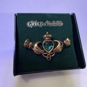 med claddagh brooch