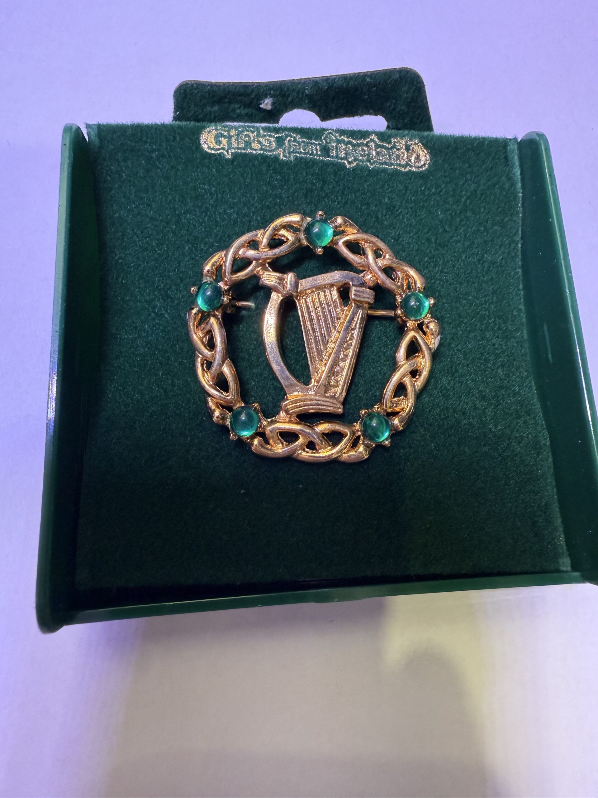 med harp brooch